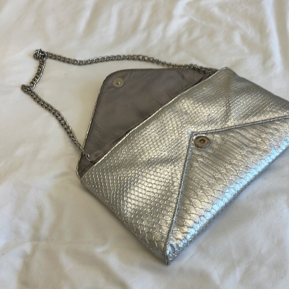 Jessica McClintock Evening Envelope tote - Picture 2 of 7